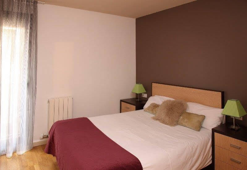 Mh Guell Hotel