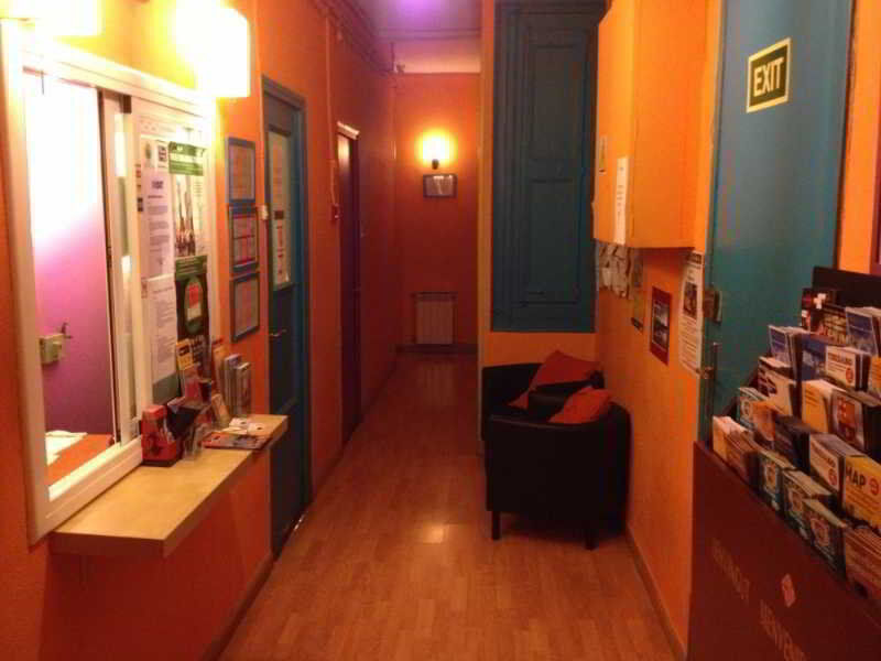 Paraiso Hostal *