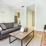 4Bedroom Apartment With A Balcony In Las Ramblas 1 2