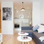 Gorgeous 4Bed 4Bath Close To City Center