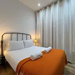 Stay U-Nique Apartments Caminal