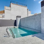 Blueground Vila De Gracia Pool Roof Bcn-56