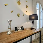 Stay U-Nique Apartments Comte Urgell