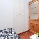 Comodo Apartamento En Sagrada Familia