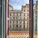 Stylish And Centric 2-Bedroom Apartment In Eixample &Terrace P2