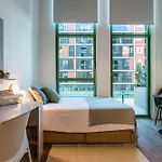 Aparto Cristobal De Moura Hall Of Residence - Only For Students In Barcelona