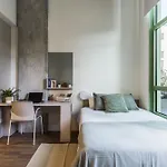 Aparto Cristobal De Moura Hall Of Residence - Only For Students In Barcelona