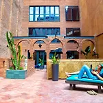 Hotel Lincoln Lounge