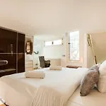 No 335 - The Streets Apartments Barcelona