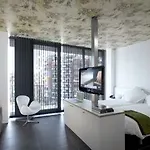 Cosmo Apartments Sants