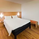 Ibis Barcelona Centro (Sagrada Familia)