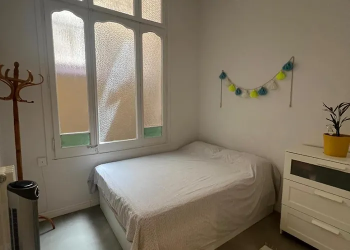 Habitacion Privada En Bello Apartamento Compartido