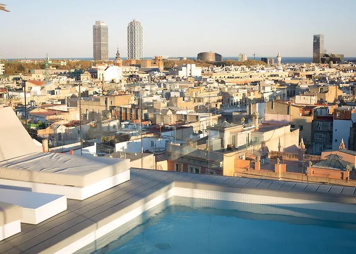 Yurbban Trafalgar Hotel