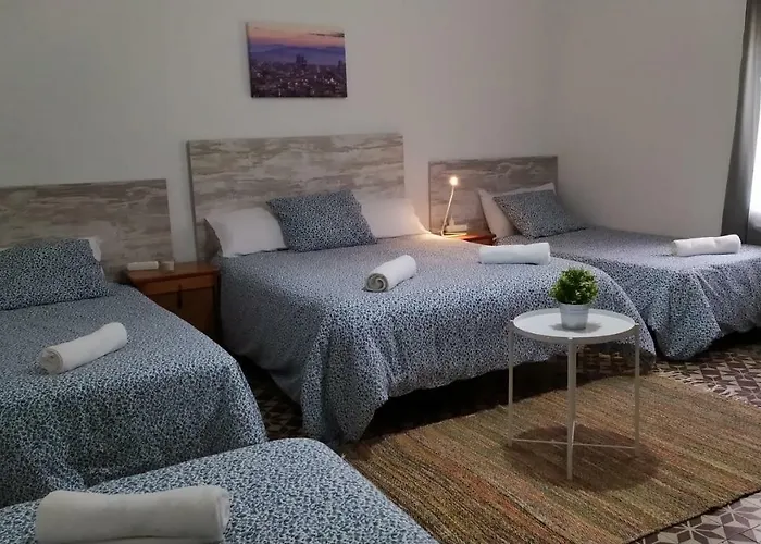 V Barcelona Hostal