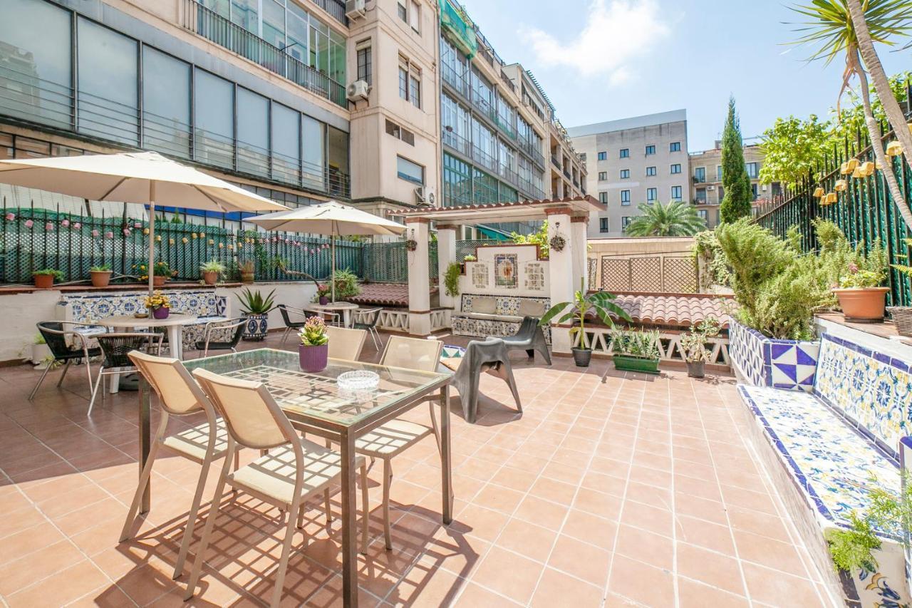 Fabrizzios Terrace Hostal