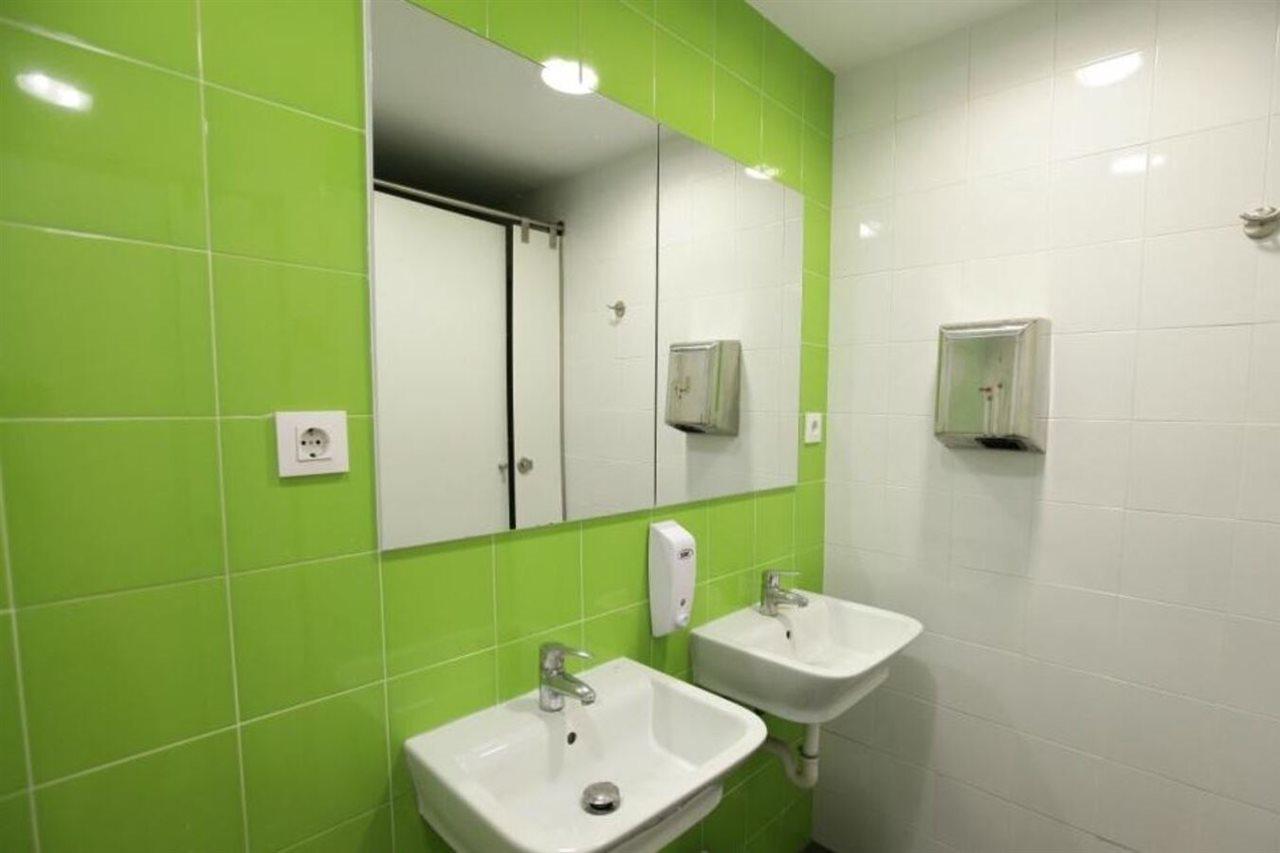 Hostal One Ramblas Barcelona