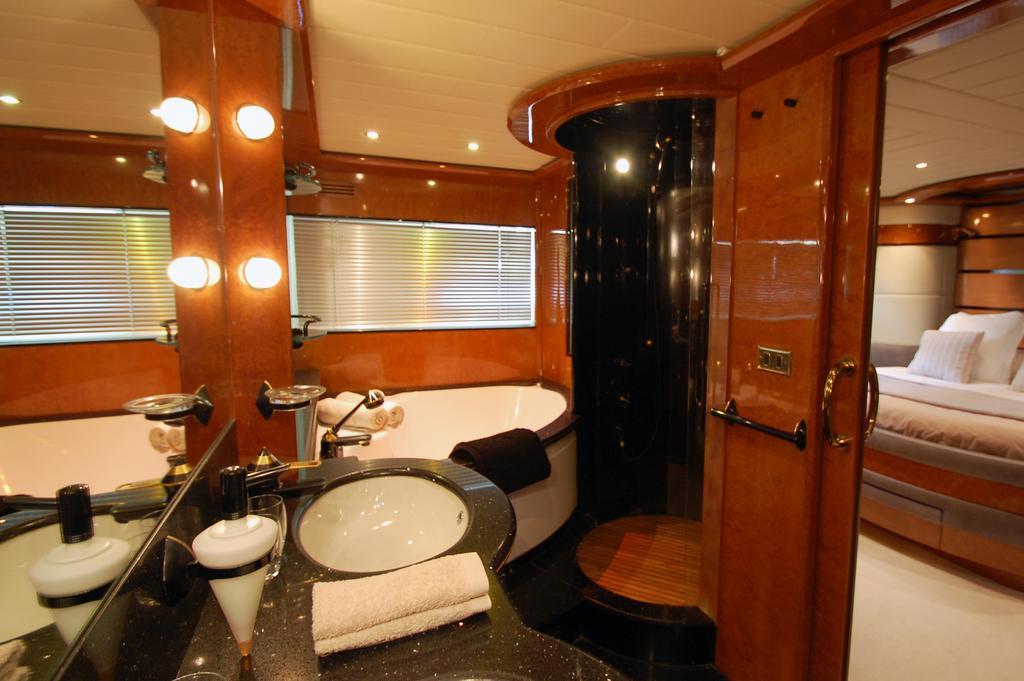 Hotel en barco Leigh Yacht