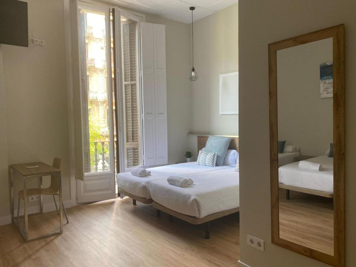 Hostal Lullaby By Hamilton