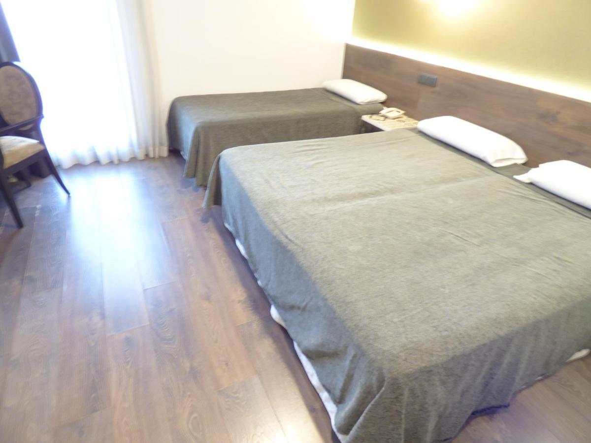 Hotel Moderno 3*