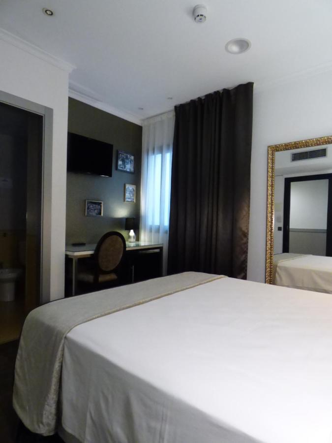Hotel Moderno 3*