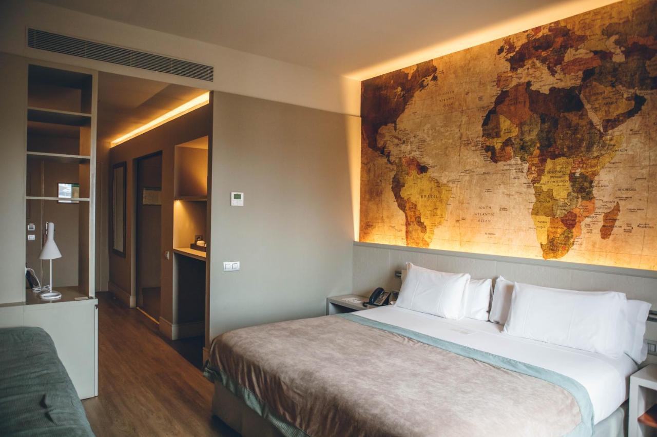 Hotel Duquesa De Cardona 4* Sup 4*