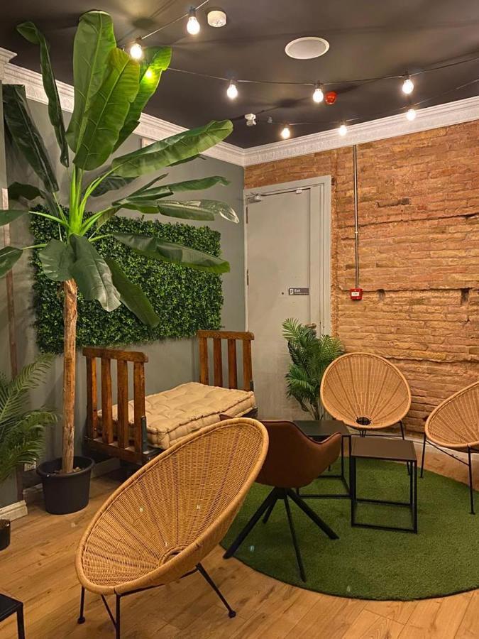 Hostal Black Swan Barcelona