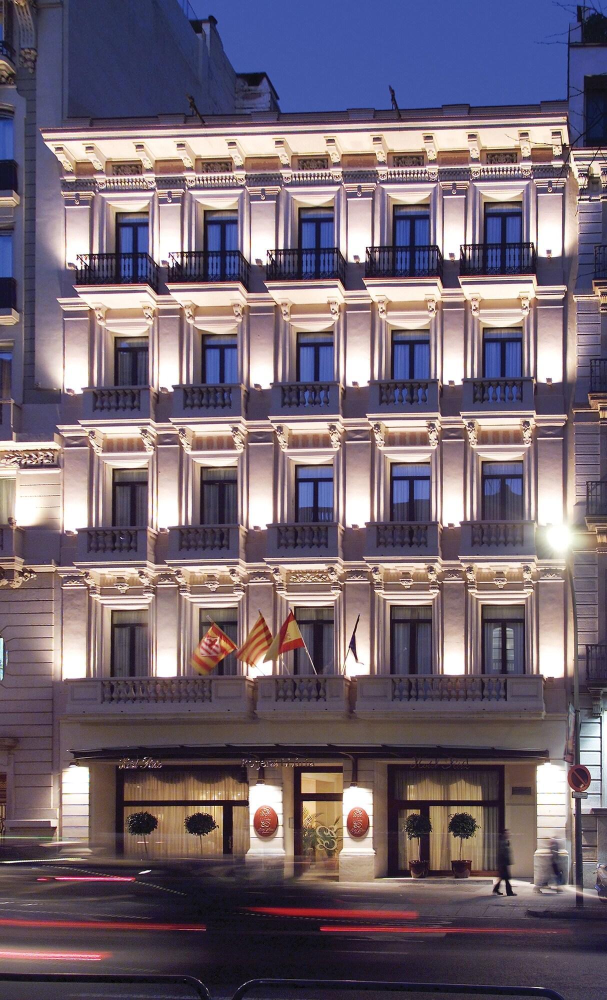 Hotel Roger De Llúria 4*