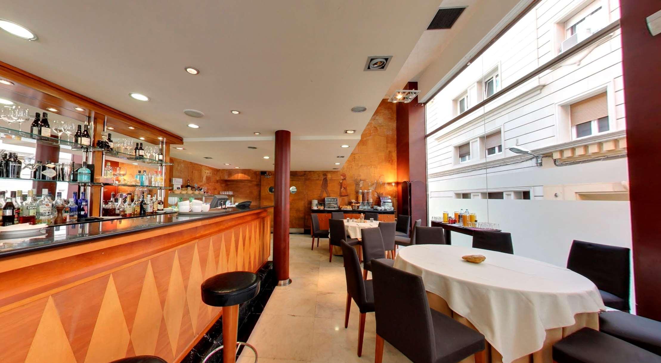 Hotel Silken Sant Gervasi 3*