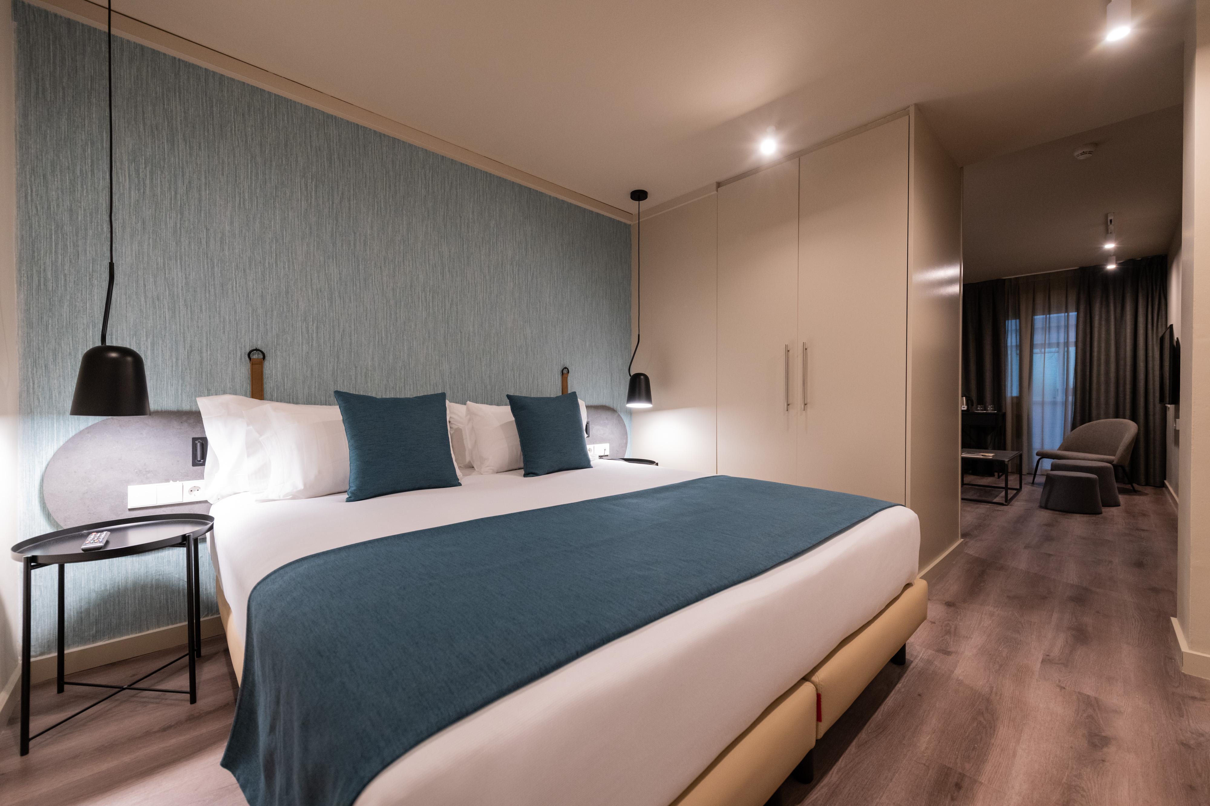 Hotel Atenea Rekord 4*