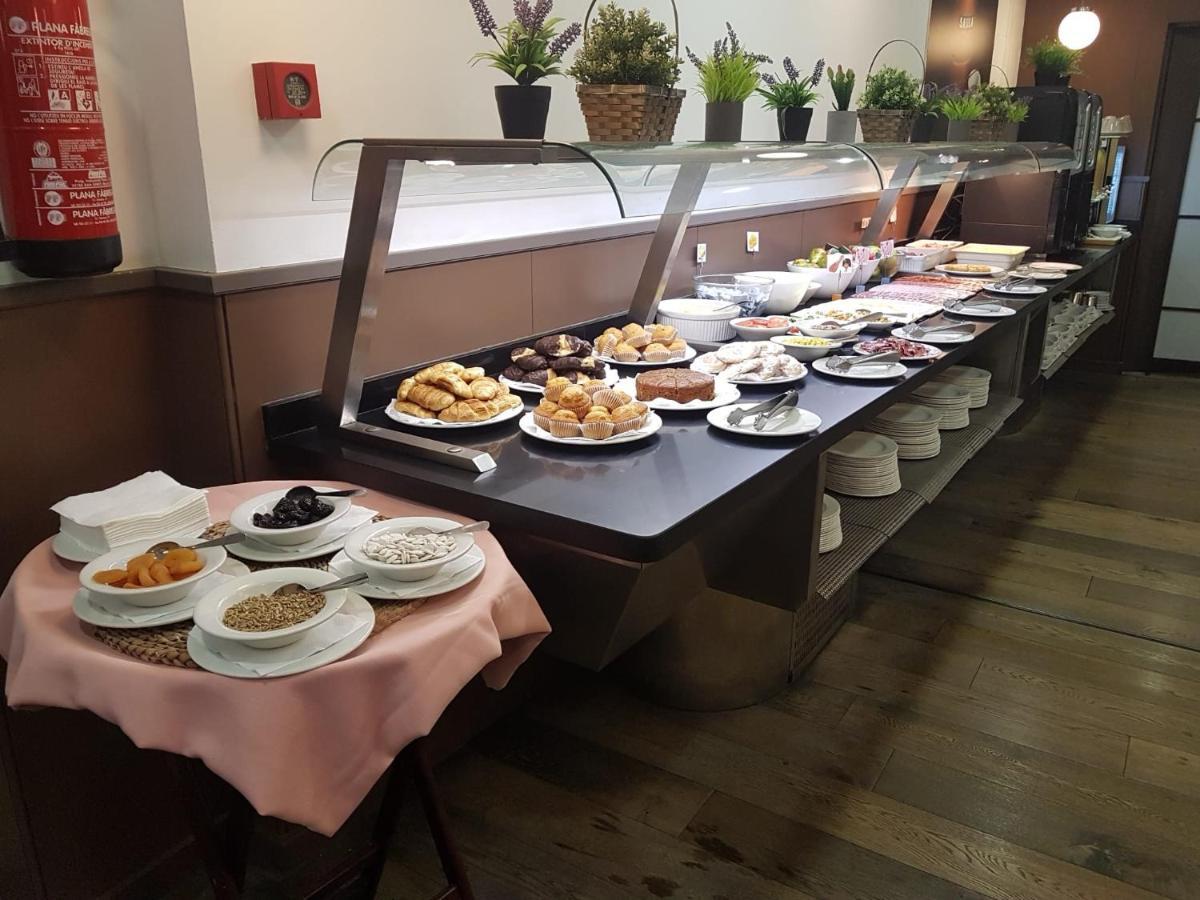 Hotel Moderno 3*