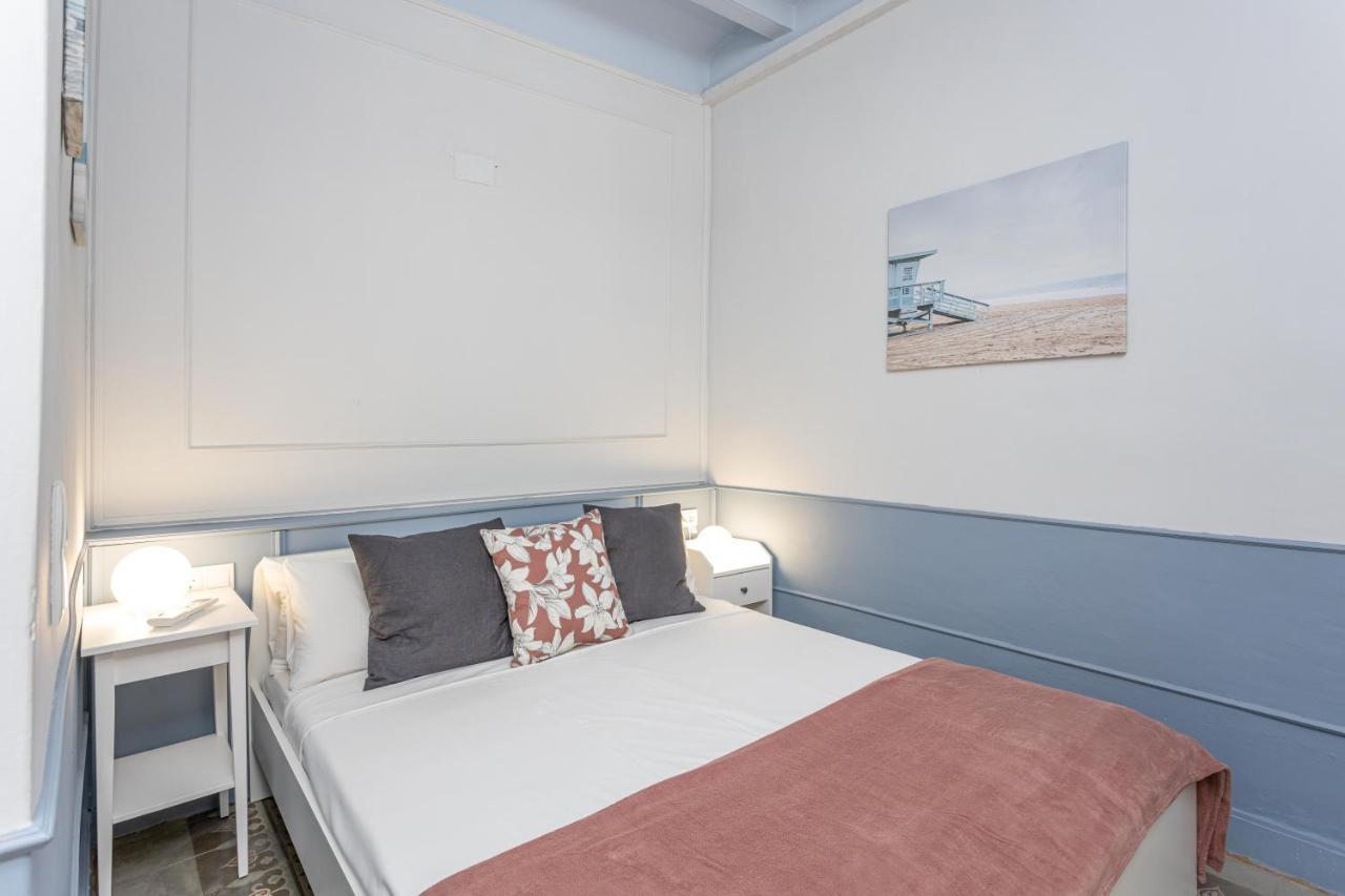 Luxurious-historical With Terrace Apartamento *