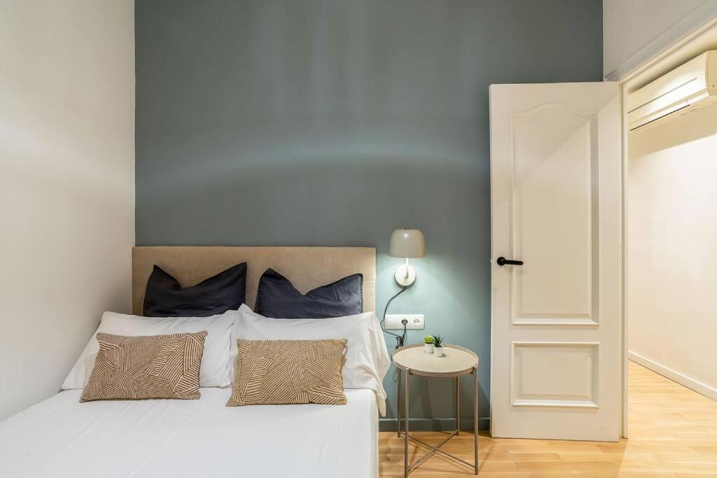 Modern Stylish 3 Bedroom Arco De Triunfo Apartamento *