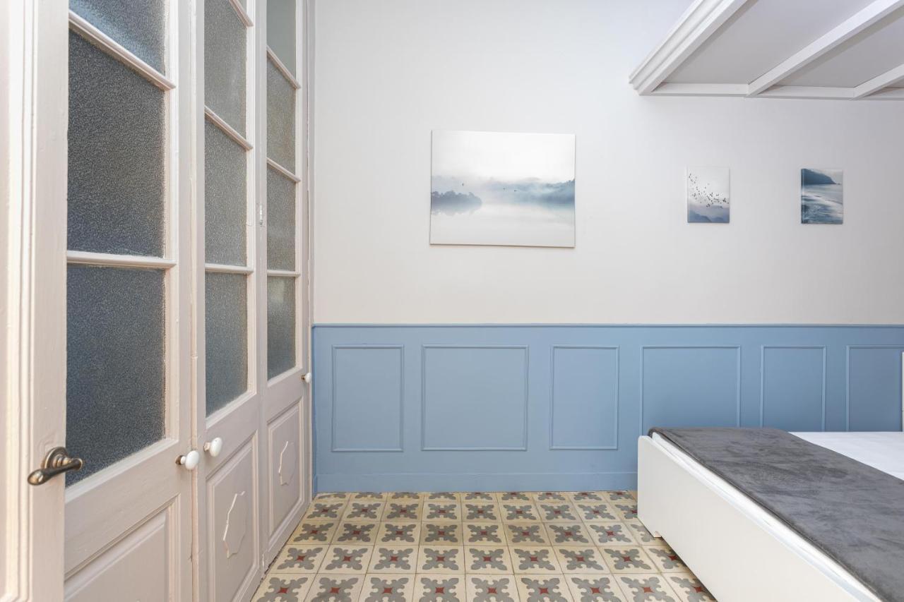Luxurious-historical With Terrace Apartamento *
