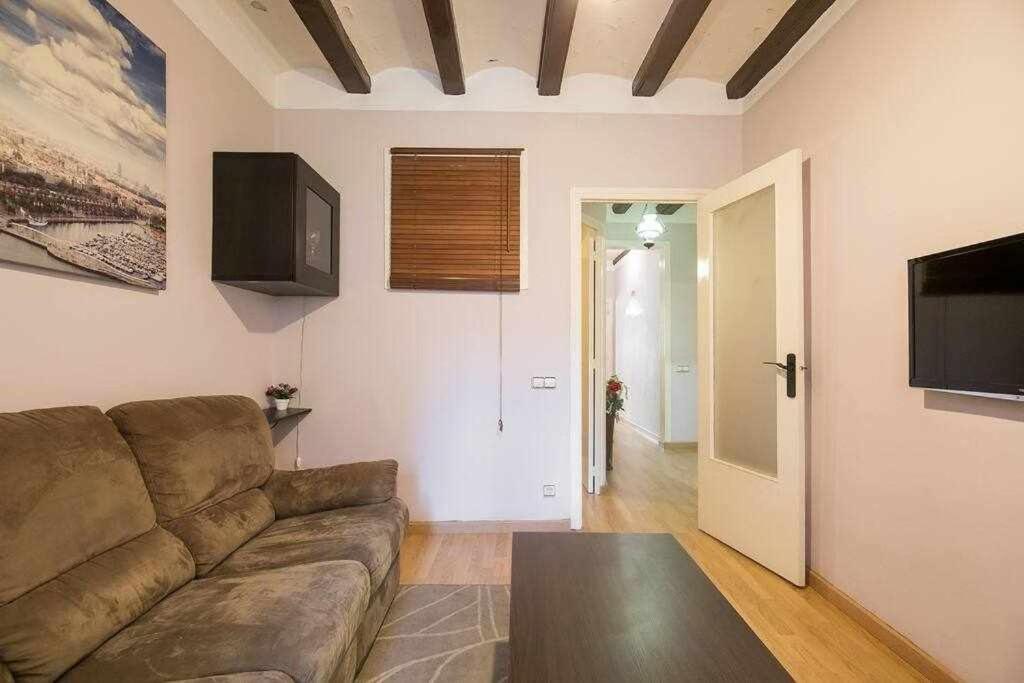 Consell Cent I 3 Eixample Apartamento *