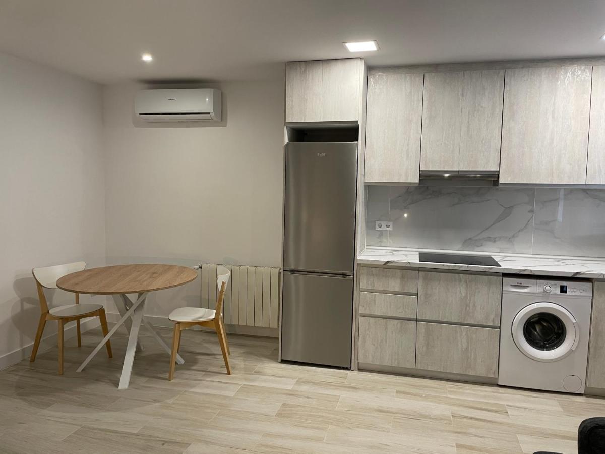 - Iberia Apartment *