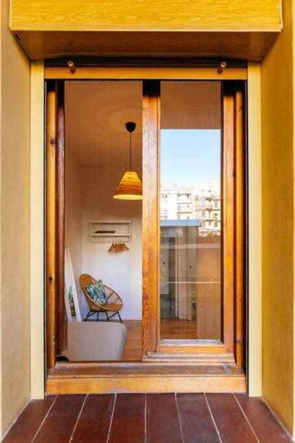 Cozy Y Barcelona