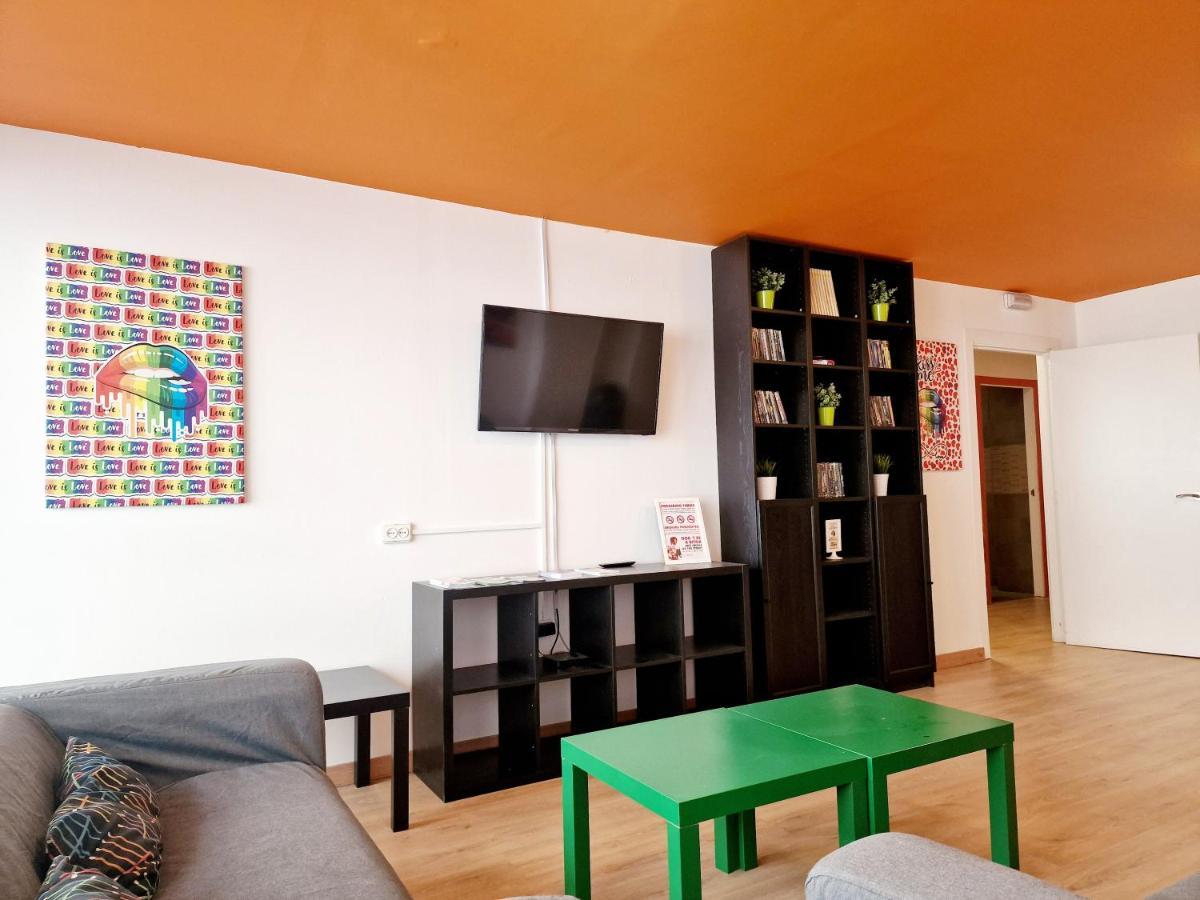 Arc House *