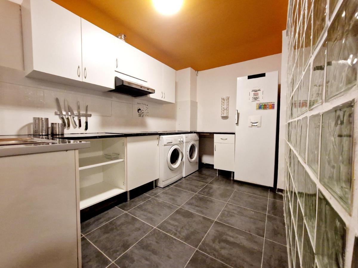 Arc House Hostal *