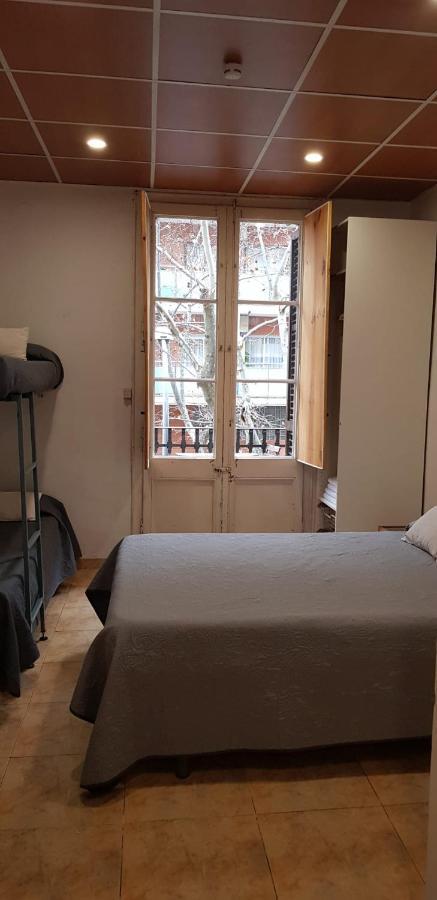 294 2* Barcelona