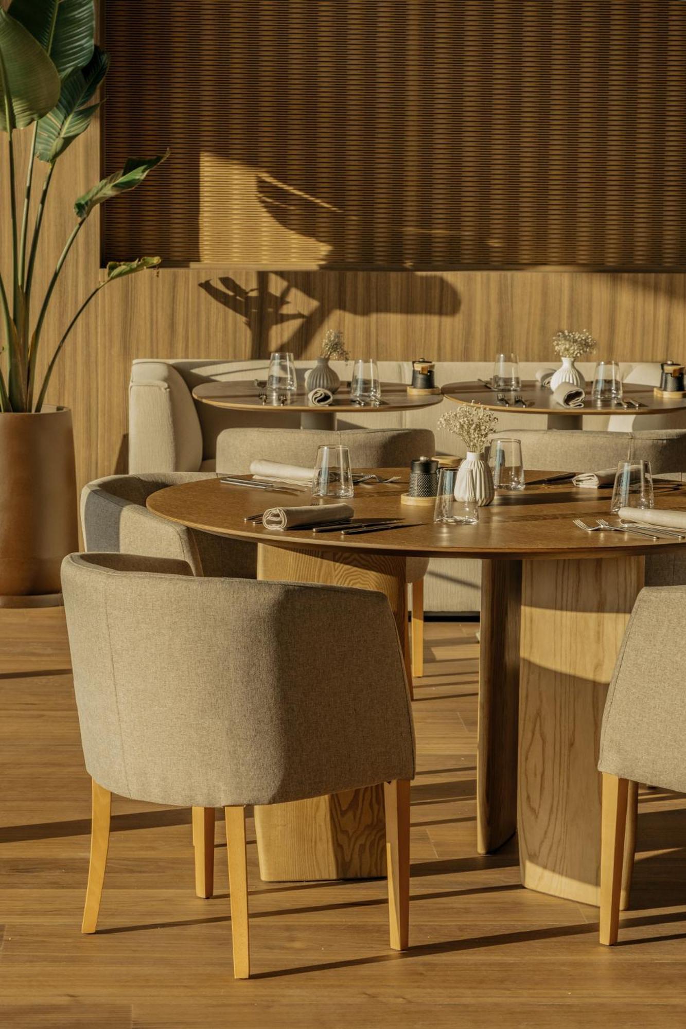 Fairmont Rey Juan Carlos I Hotel 5*