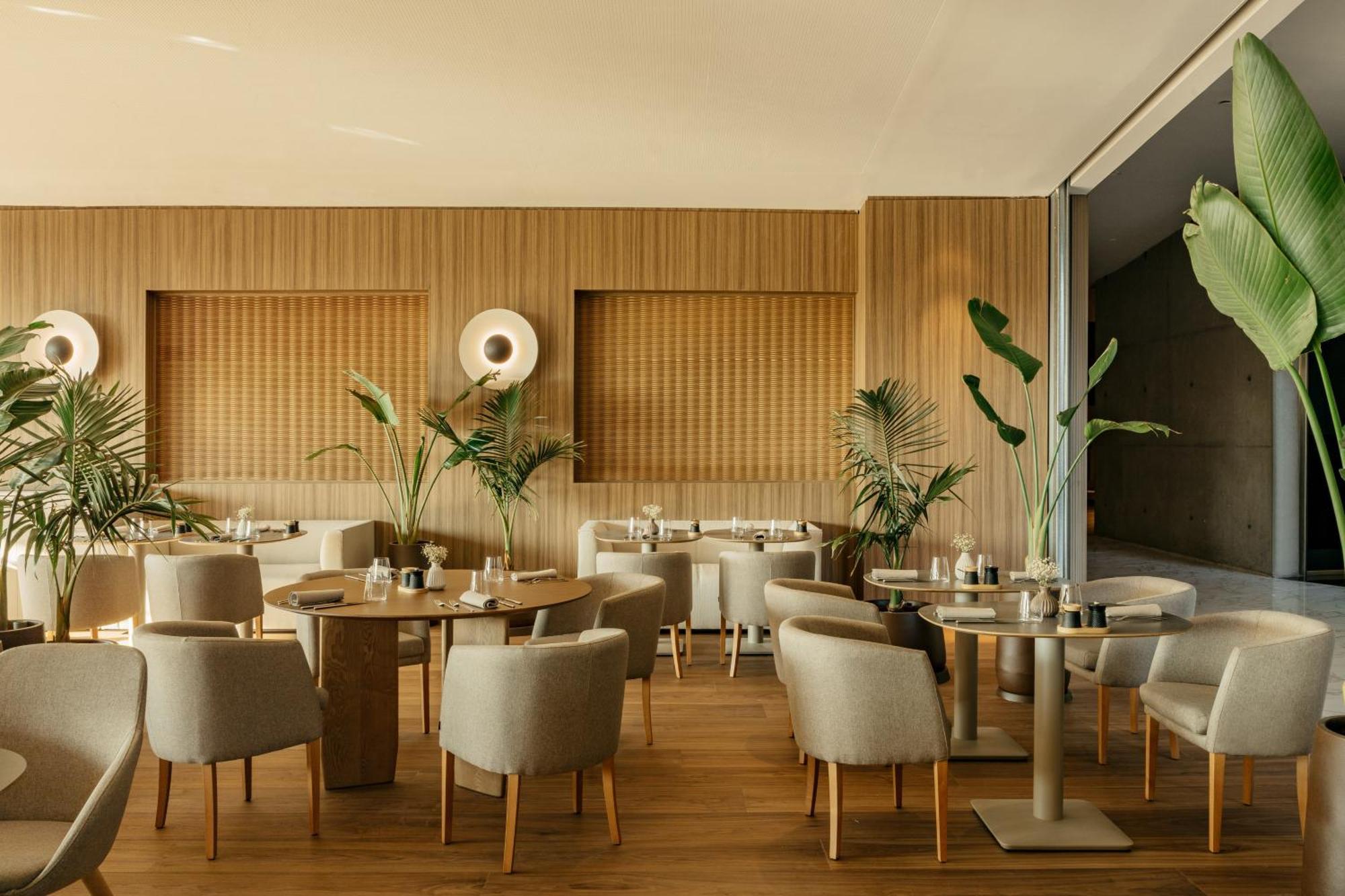 Fairmont Rey Juan Carlos I 5*