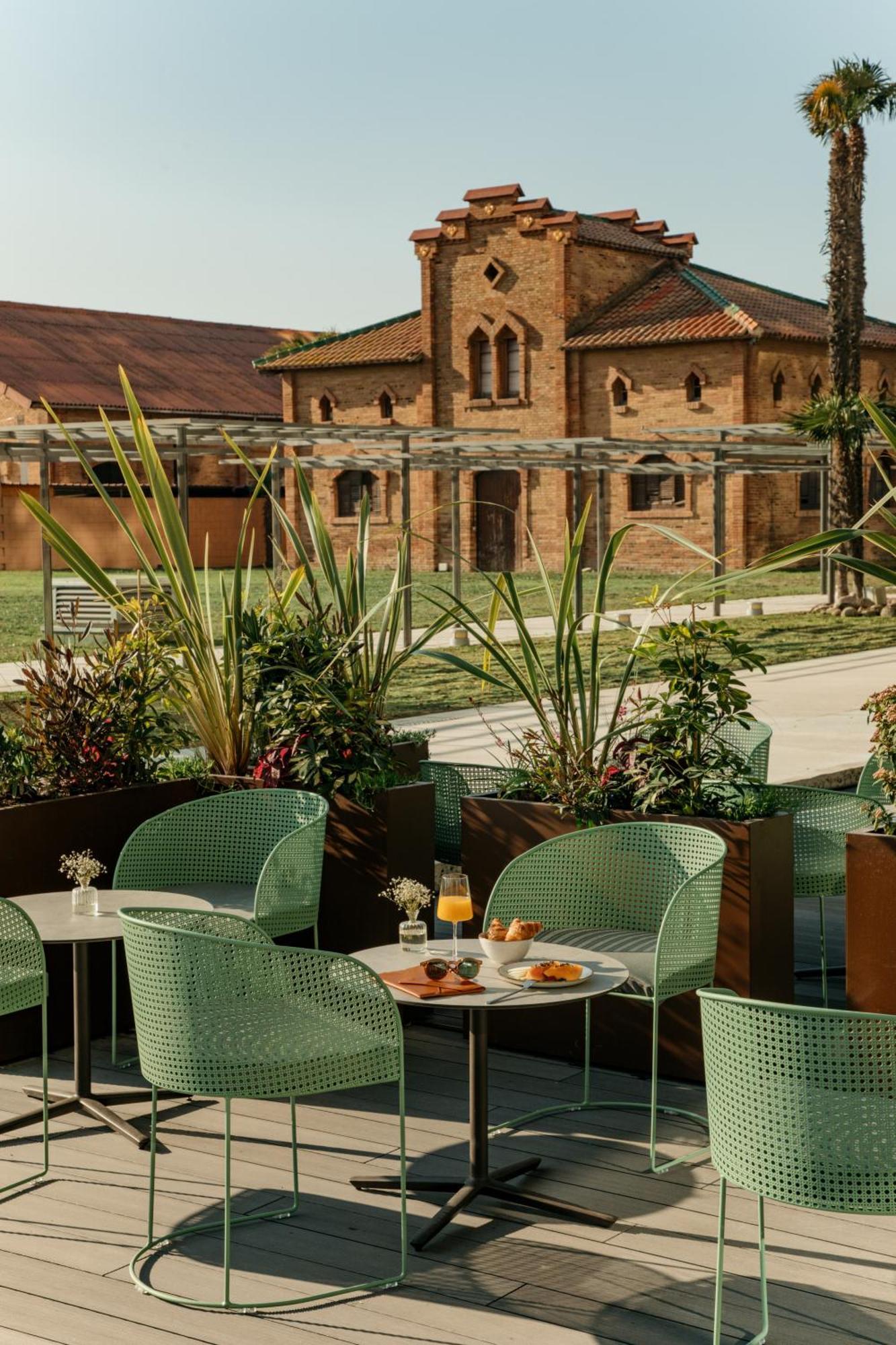 Hotel Fairmont Rey Juan Carlos I 5*