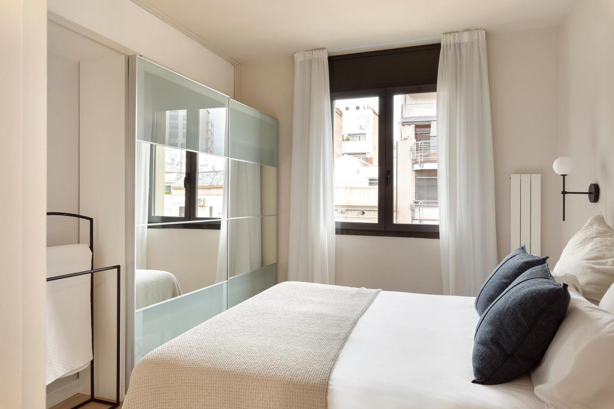 Apartamento C211 *