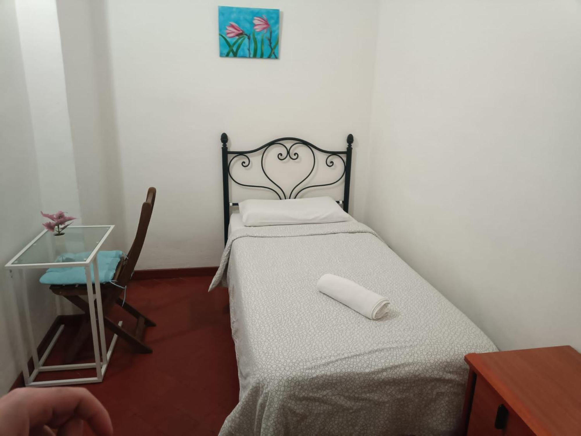 Hostal Rubi's Abode Bcn