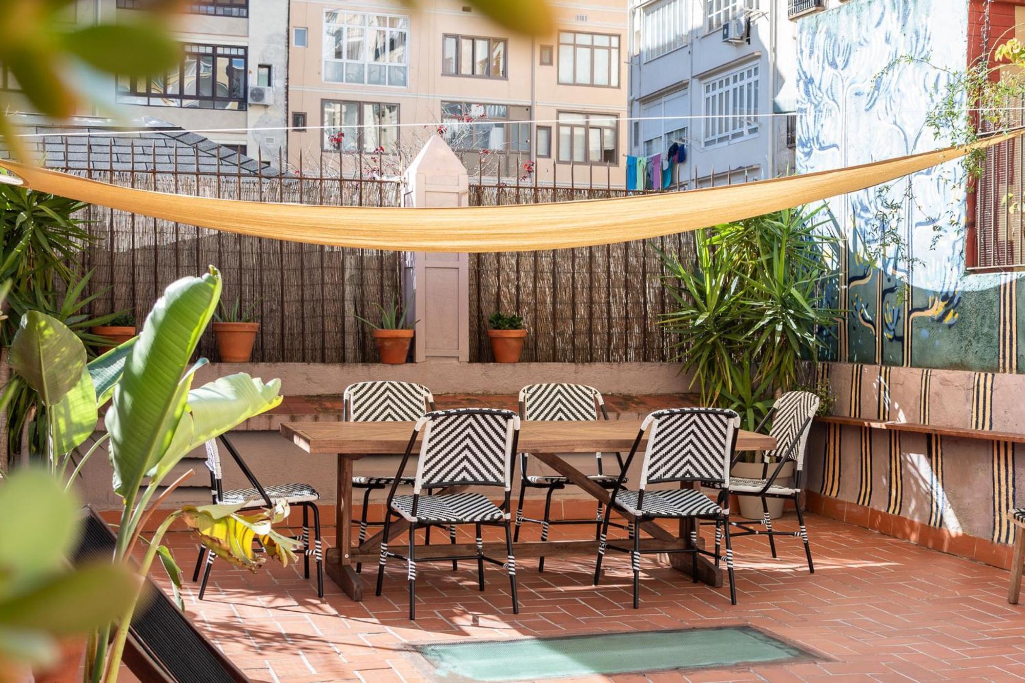 Apartamento Sunny With A 100m2 Oasis Barcelona