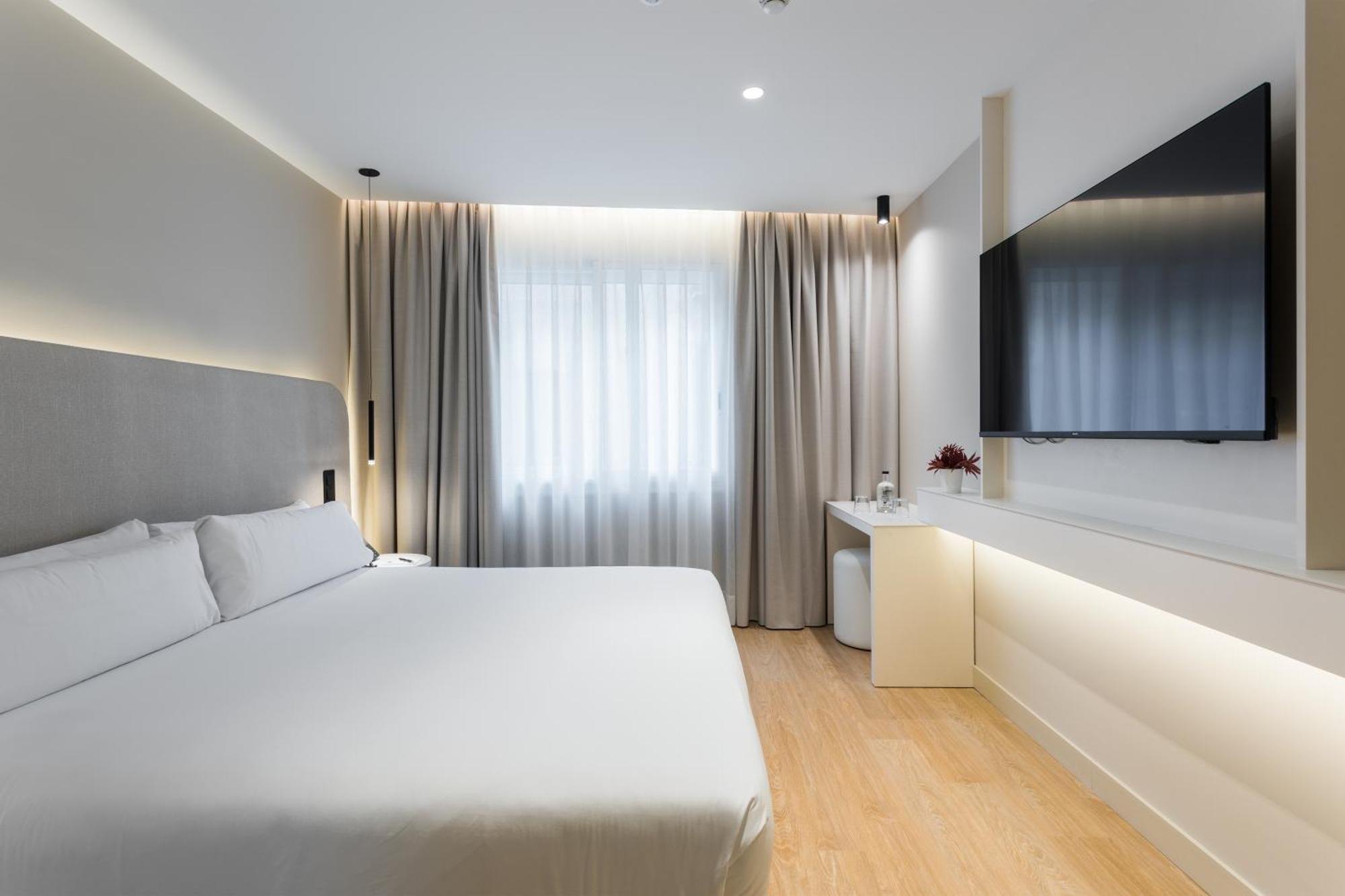 Hotel Royal Ramblas 4*