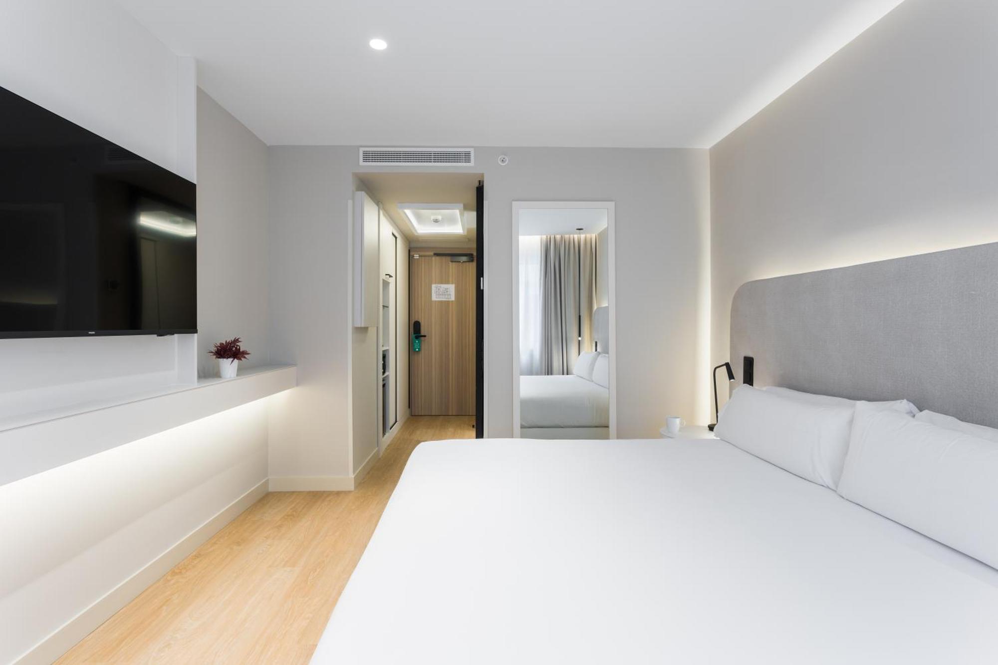 Royal Ramblas 4*
