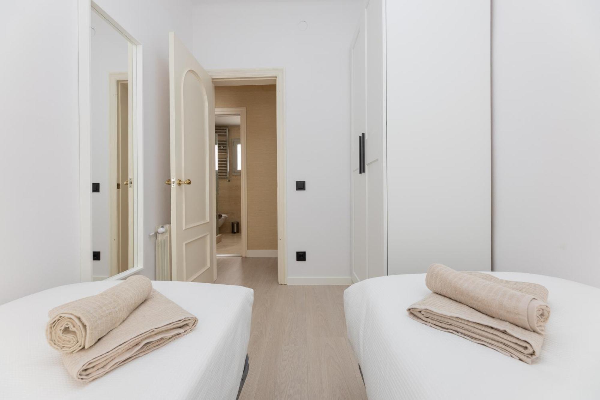 Long Term Camp Nou Apartamento *
