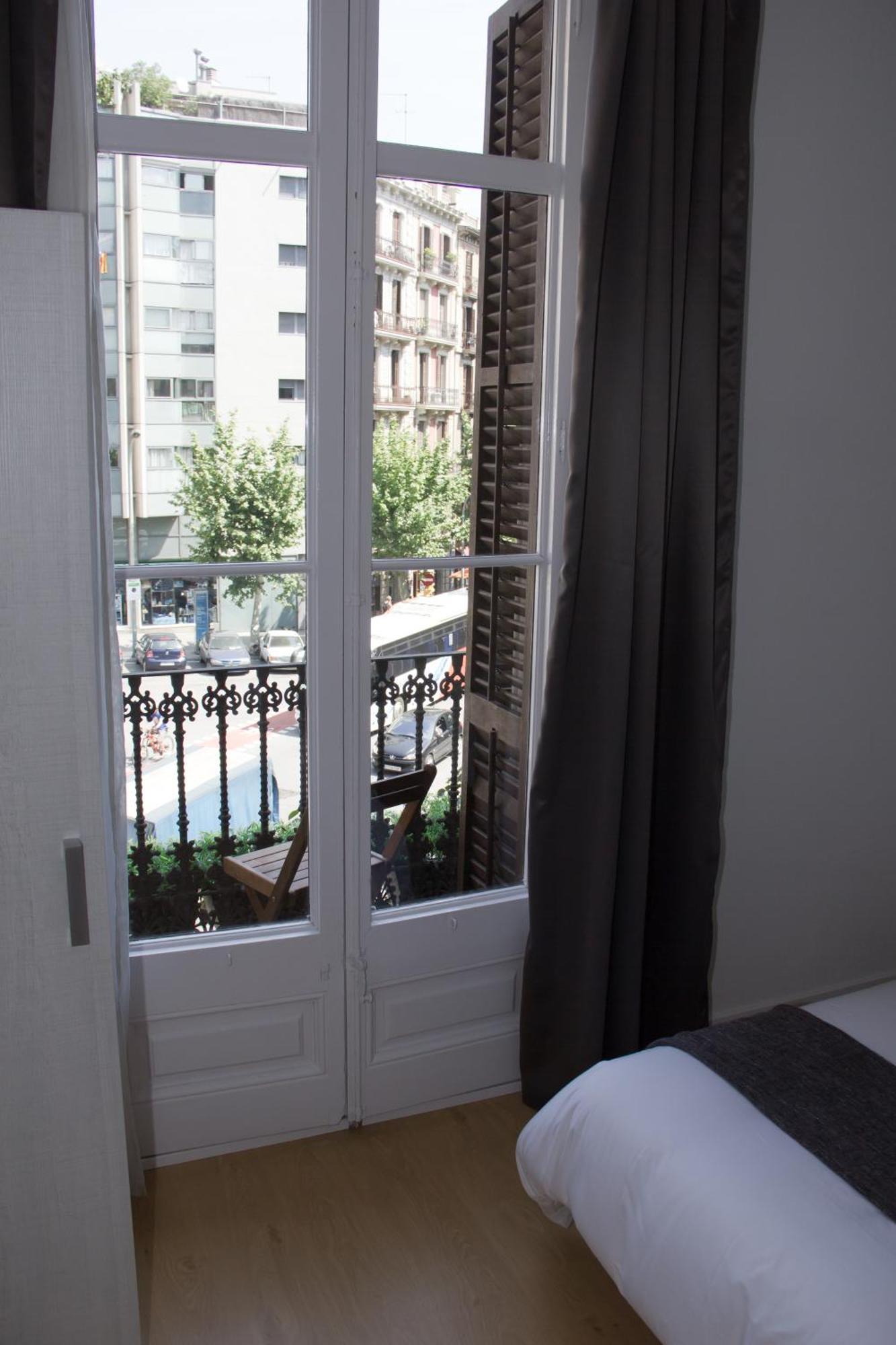 Guest house Hostalin Diputacion Barcelona