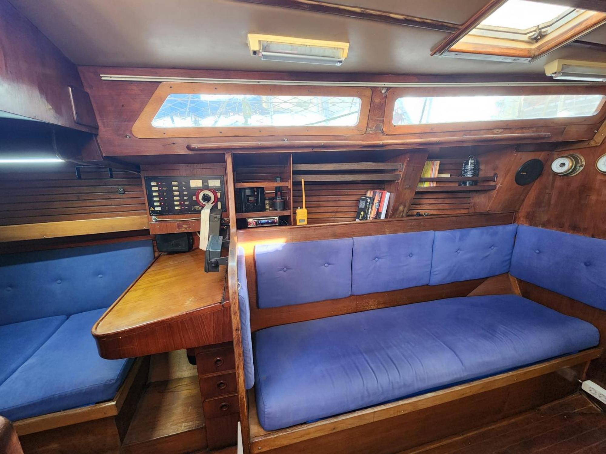 Over The Sea Hotel en barco Barcelona